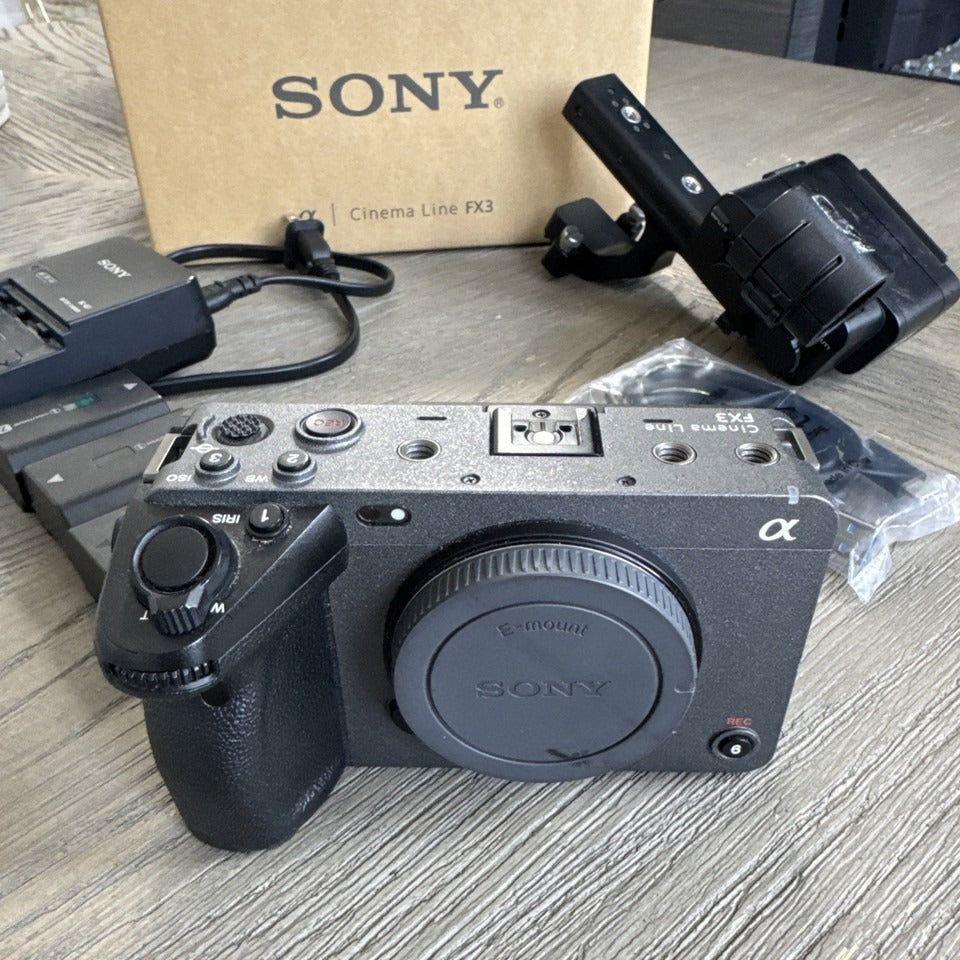 Sony Alpha ILME-FX3 Full Frame Cinema Line Camera