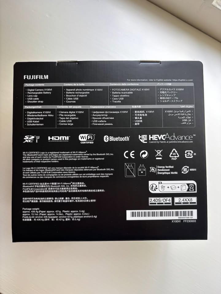 BRAND NEW Fujifilm X100VI (Black) w/ Extras