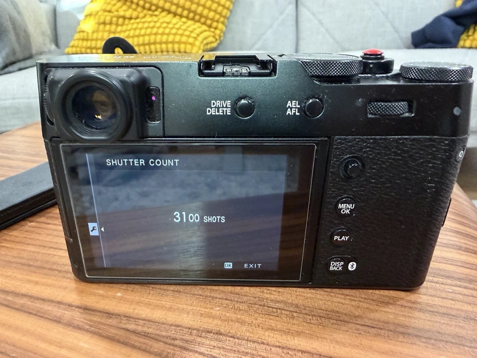 Fujifilm X100VI Digital Camera (Black) – Mint Condition + Accessories & Original Box