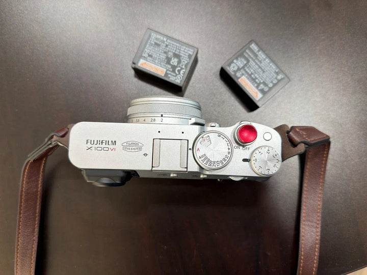 Fujifilm X100VI Digital Camera (Silver) – Excellent Condition